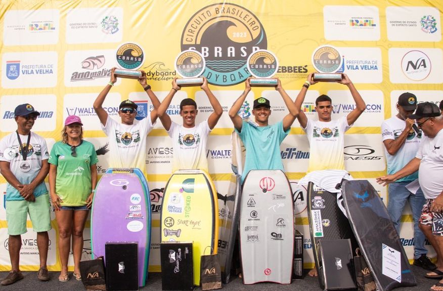 Atletas de Rio das Ostras participam do Circuito Brasileiro de Bodyboard