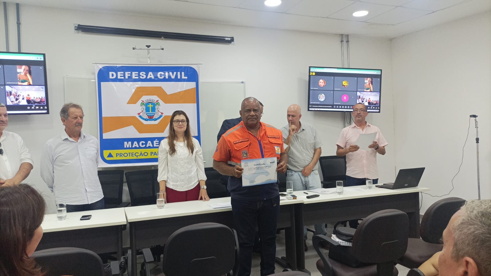 Defesa Civil de Rio das Ostras participa de curso de extensão de Meteorologia