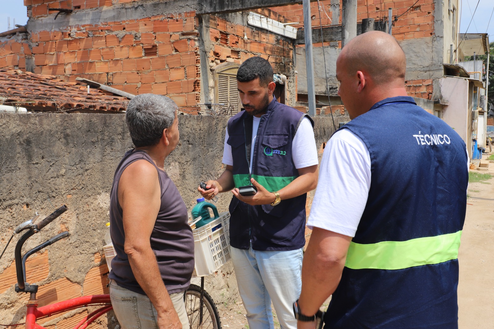 Regularização Fundiária avança em Rio das Ostras por meio de parceria com Iterj