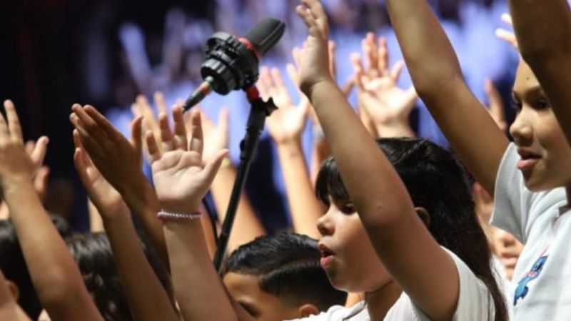 Alunos da Rede Pública de Rio das Ostras apresentam Musical de Natal neste sábado