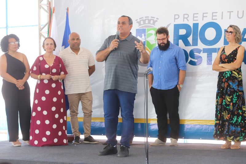 Prefeitura de Rio das Ostras entrega nova escola no Village