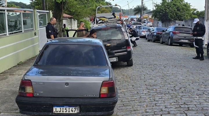 Rio das Ostras ordena trânsito em operação Orla Segura