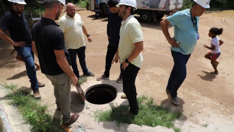 SAAE faz visita técnica no Praia Âncora para cobrar resolução de vazamentos de esgoto em Rio das Ostras